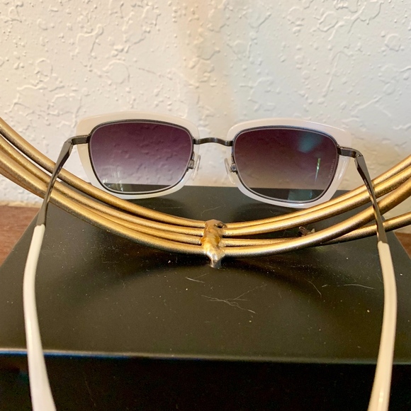 AUTHENTIC CHANEL CH4203 C459S6 Silver Gray Sun - Picture 3 of 7